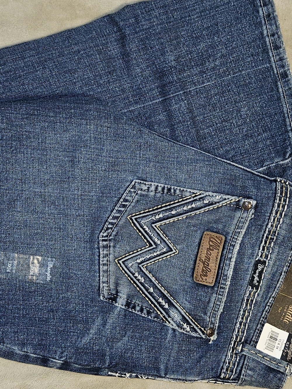 Wrangler Women's Boot Cut Jeans in Medium Blue Denim